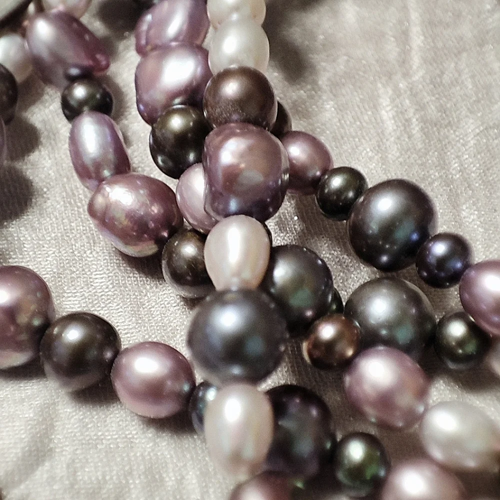 Peacock Freshwater Glass Pearls Gray Purple Lavender Cream Long Strand Necklace